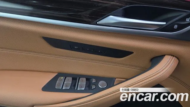 BMW 5 серии 2022 thumb 11