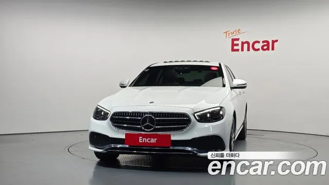 Mercedes-Benz E-Класс 2021 thumb 3