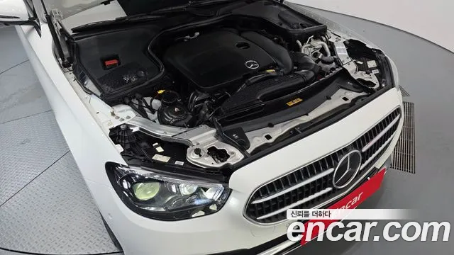 Mercedes-Benz E-Класс 2021 thumb 6