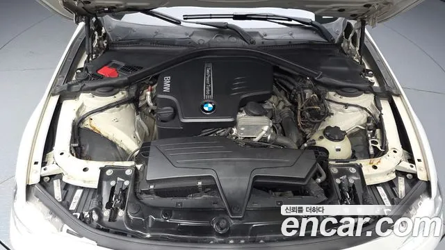 BMW 3 серии 2012 thumb 6
