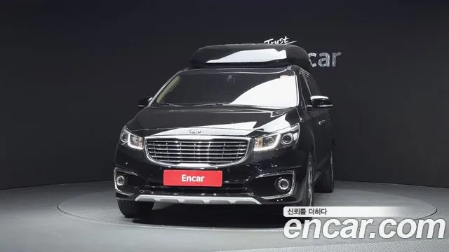 Kia Carnival 2016 thumb 3