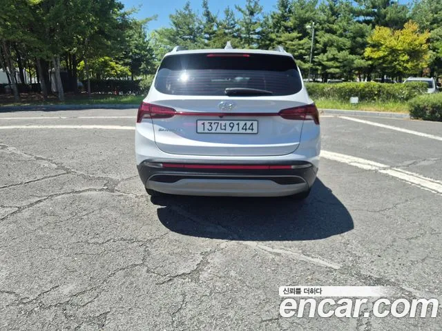 Hyundai Santa Fe 2021 thumb 4