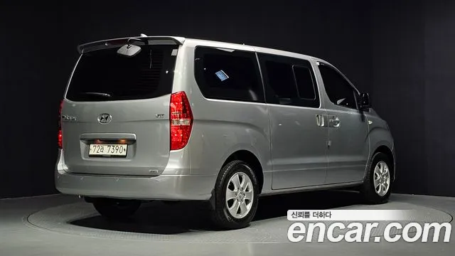Hyundai Starex 2019 thumb 2