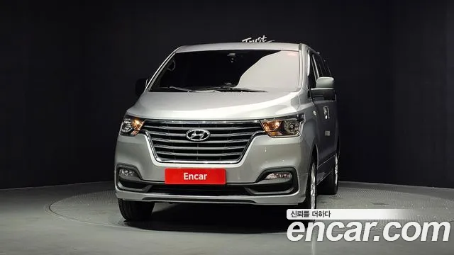 Hyundai Starex 2019 thumb 3