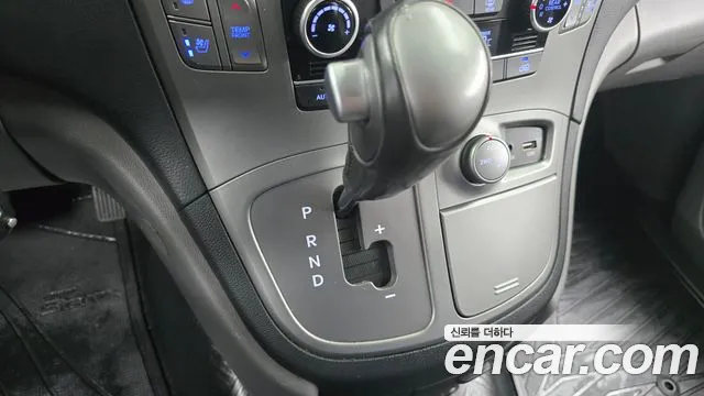 Hyundai Starex 2019 thumb 9