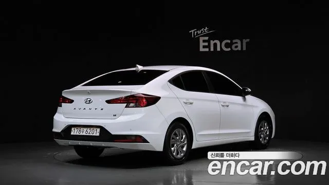 Hyundai Elantra 2019 thumb 2
