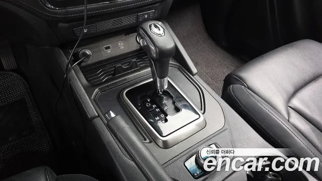 KG_Mobility_Ssangyong Rexton 2019 thumb 8