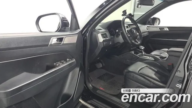 KG_Mobility_Ssangyong Rexton 2019 thumb 9