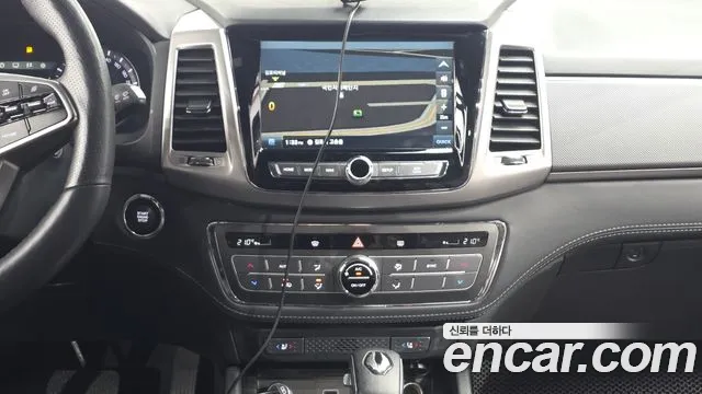 KG_Mobility_Ssangyong Rexton 2019 thumb 12