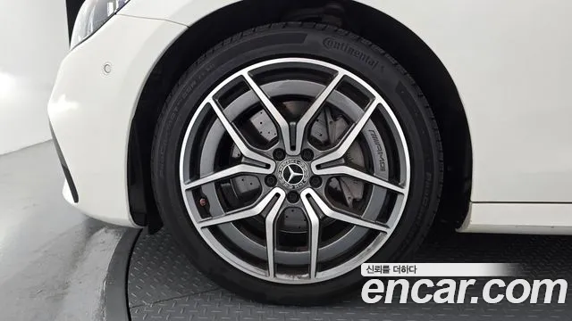 Mercedes-Benz E-Class 2022 thumb 5