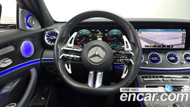 Mercedes-Benz E-Class 2022 thumb 12