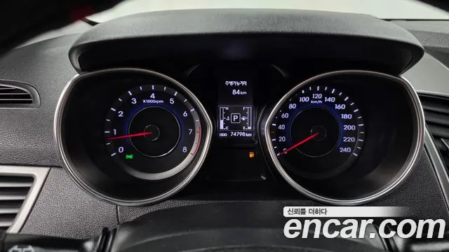 Hyundai Avante 2014 thumb 8