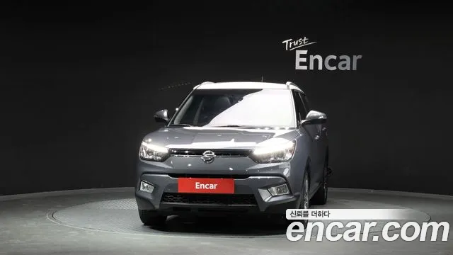 KGM Tivoli 2015 thumb 3