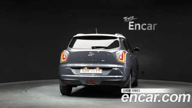 KGM Tivoli 2015 thumb 4