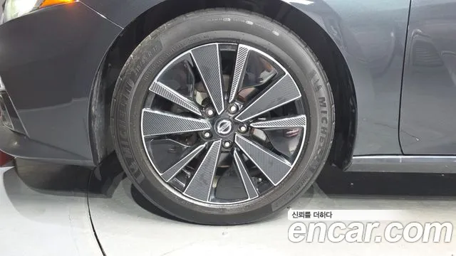 Nissan Altima 2019 thumb 5