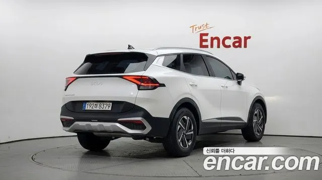 Kia Sportage 2023 thumb 2