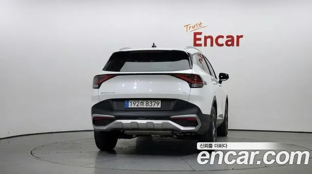 Kia Sportage 2023 thumb 4