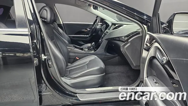 Hyundai Grandeur 2013 thumb 11