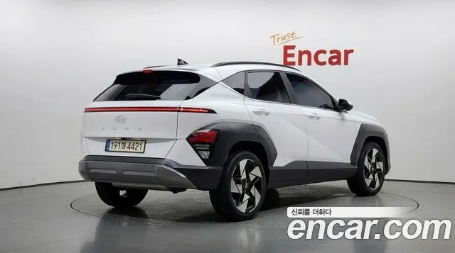 Hyundai Kona 2023 thumb 2