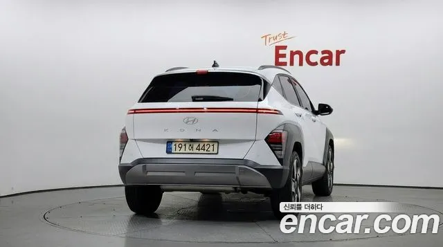 Hyundai Kona 2023 thumb 4