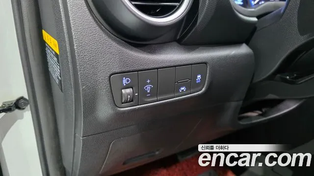 Hyundai Kona 2018 thumb 12