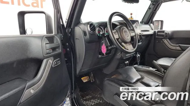 Jeep Wrangler 2013 thumb 10