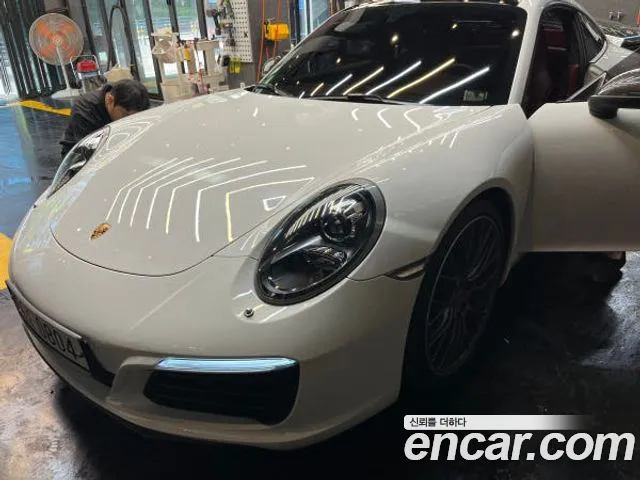 Porsche 911 2016 thumb 6