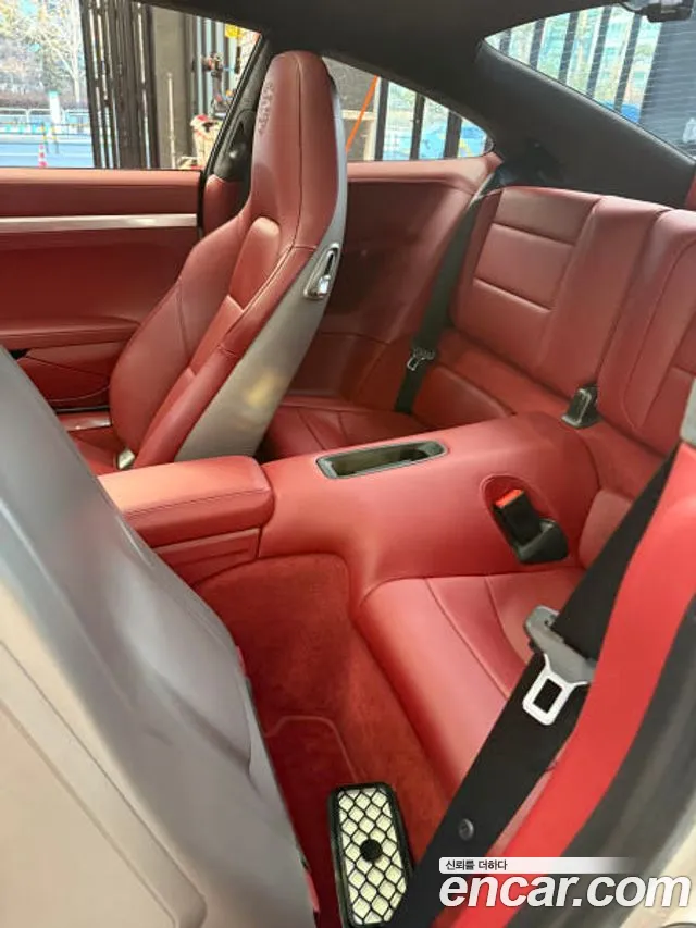 Porsche 911 2016 thumb 9
