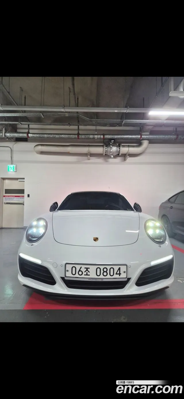 Porsche 911 2016 thumb 11