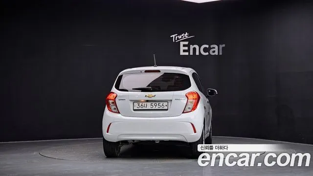 Chevrolet Spark 2018 thumb 4