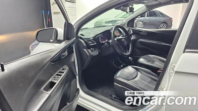 Chevrolet Spark 2018 thumb 10