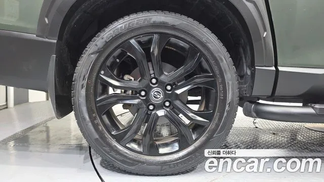 KG_Mobility_Ssangyong Rexton 2022 thumb 5