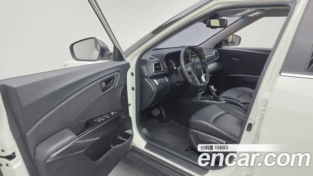 KG_Mobility_Ssangyong TIBOLI 2021 thumb 10