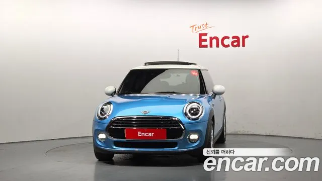 Mini Cooper 2019 thumb 3