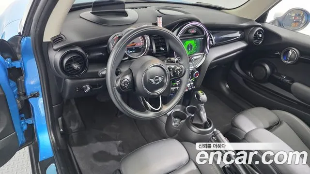 Mini Cooper 2019 thumb 7