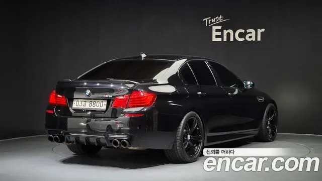 BMW M5 2016 thumb 2