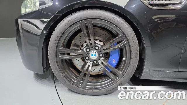 BMW M5 2016 thumb 5