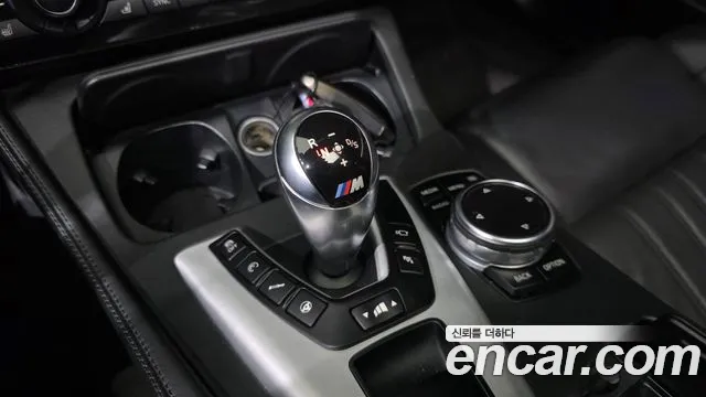 BMW M5 2016 thumb 9