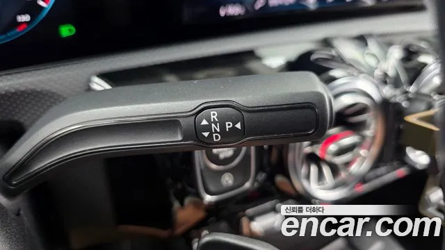 Mercedes-Benz A-Класс 2021 thumb 9