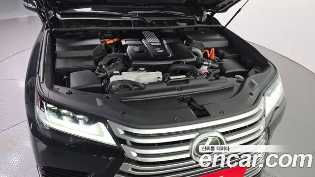 Lexus LX 2025 thumb 6