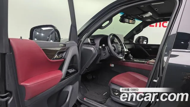 Lexus LX 2025 thumb 10