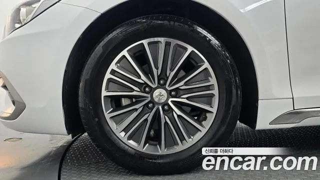 Hyundai Grandeur 2018 thumb 4