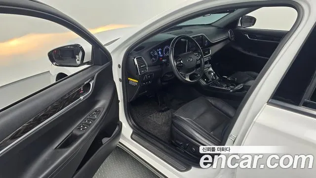 Hyundai Grandeur 2018 thumb 10