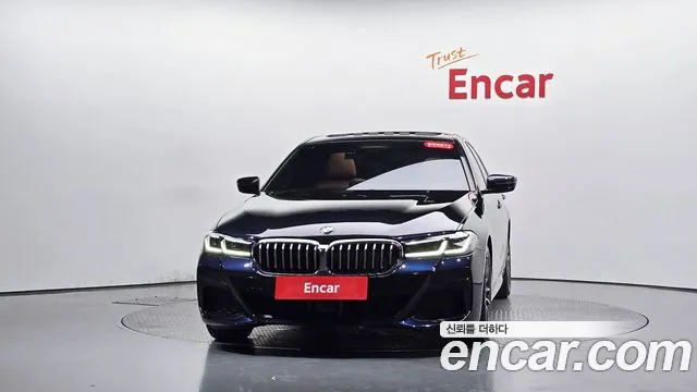 BMW 5 серии 2023 thumb 2