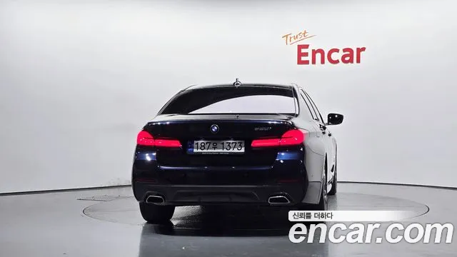 BMW 5 серии 2023 thumb 3