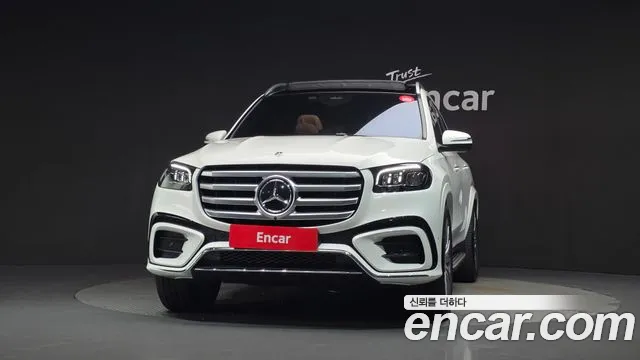 Mercedes-Benz GLS 2025 thumb 3