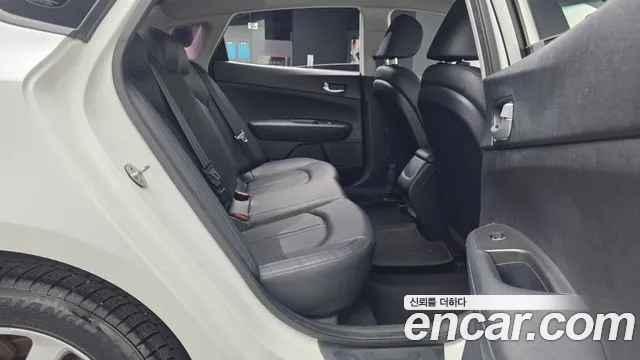 Kia K5 2015 thumb 12