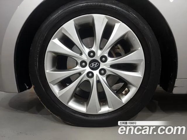 Hyundai Grandeur 2012 thumb 5