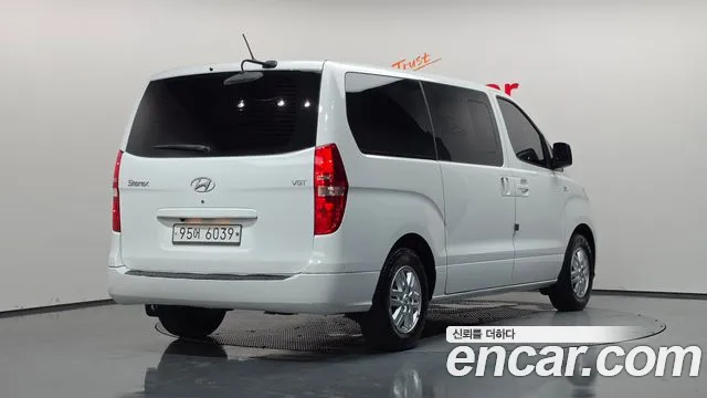 Hyundai Starex 2019 thumb 2