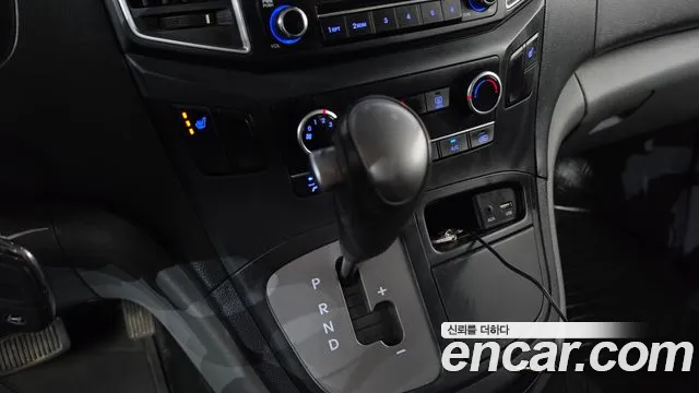 Hyundai Starex 2019 thumb 9